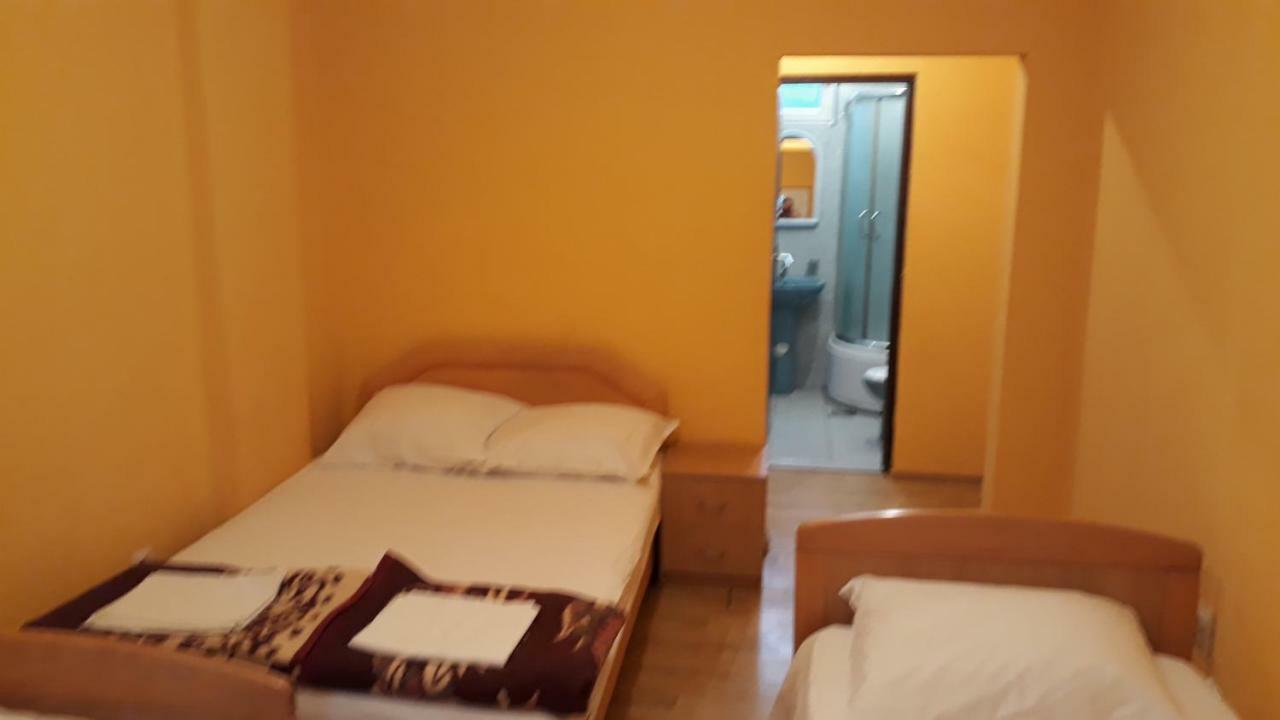 Vila Ruska Prčanj Exteriör bild